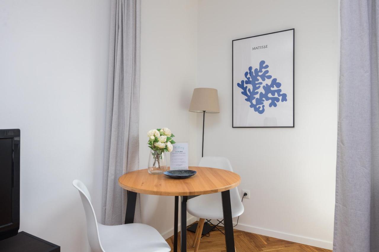 Riverside Comfort Studio Varsovie Extérieur photo